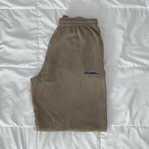 Iet Frans sweatpants